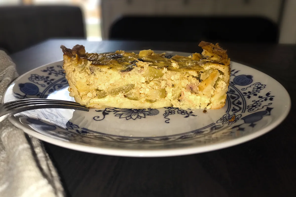 Narastek s šunko, bučkami in jajci